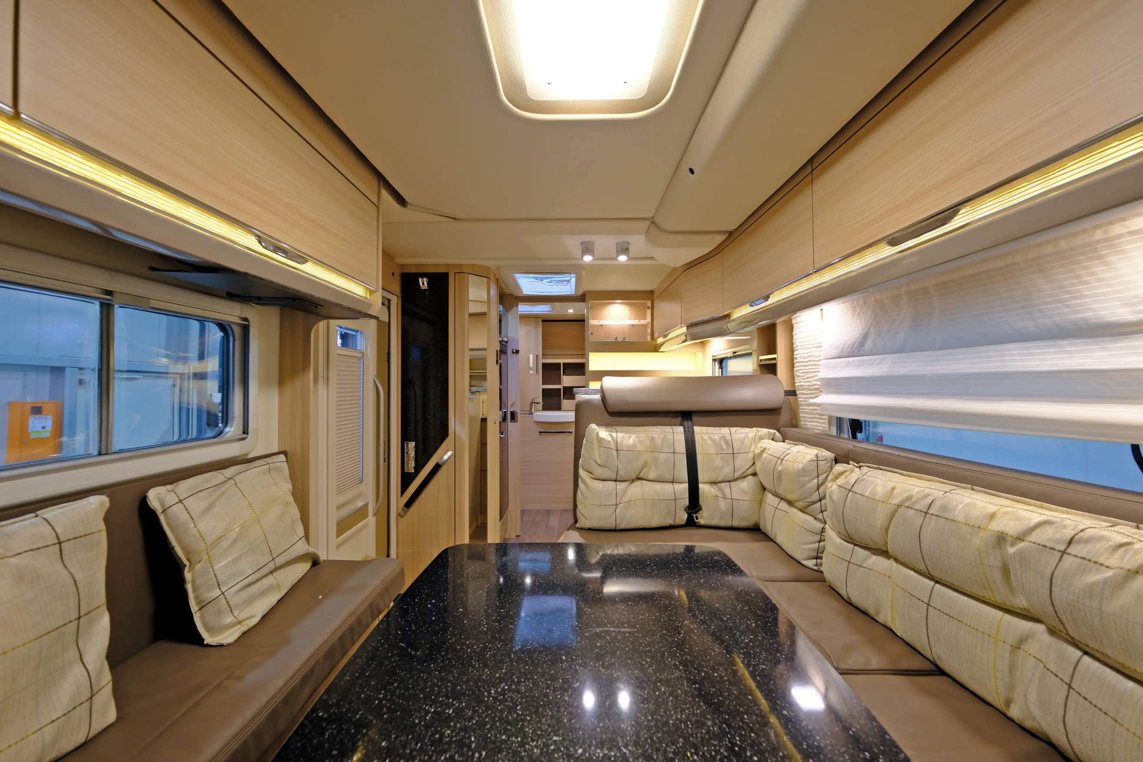 BUERSTNER Ixeo IT 680 G - Ansicht 9